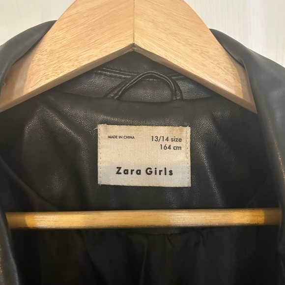 Zara leather jacket - Picture 2 of 3